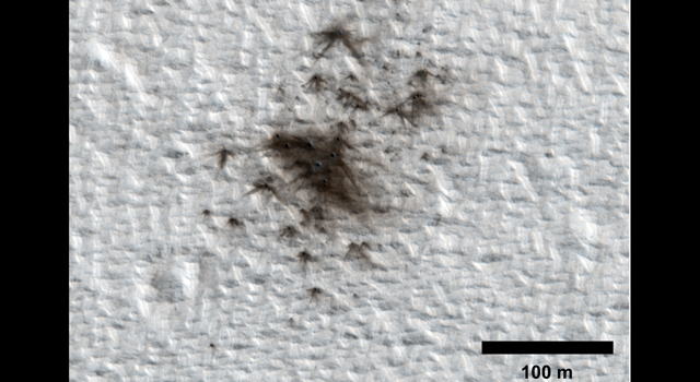 Исследователь NASA считает что космические скалы влияют на Марс