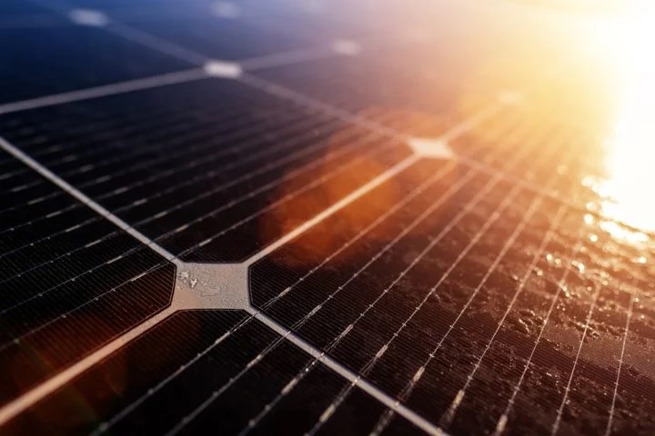 Легкий, гибкий, дешевле - обещают органические солнечные панели